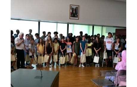 LA VILLE RÉCOMPENSE NOS U19 ! 