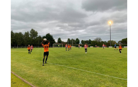 SENIORS : UNE PREMIÈRE REVUE D'EFFECTIF