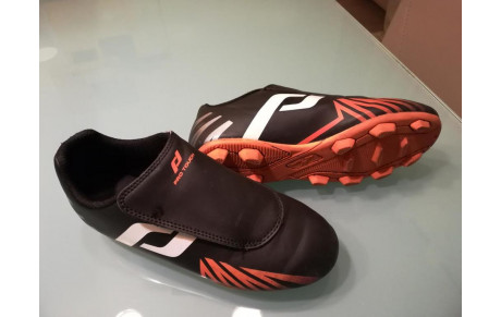 ECOLE DE FOOT : VÊTEMENTS A VENDRE !