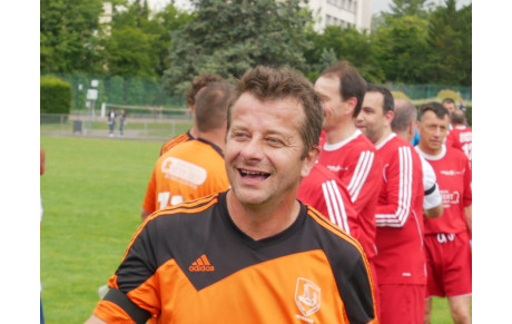 LES VÉTÉRANS RECHERCHENT DES JOUEURS !