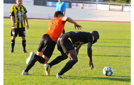 L'ÉQUIPE FANION DANS LE GROUPE A !